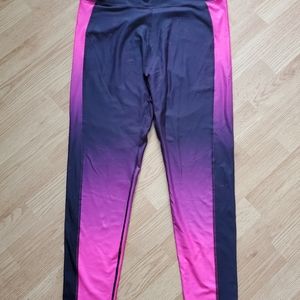 Fabletics NWT Pink/Black ombre 1x leggings